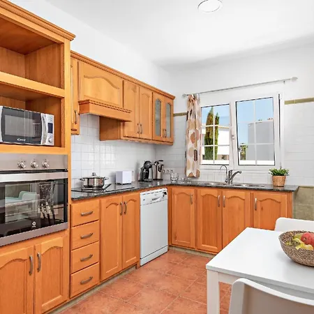 Ferienhaus Mit Privatpool Fuer 6 Personen Ca 170 Qm In Son Blanc, Menorca Westkueste Von Menorca Casa de Férias Sa Caleta